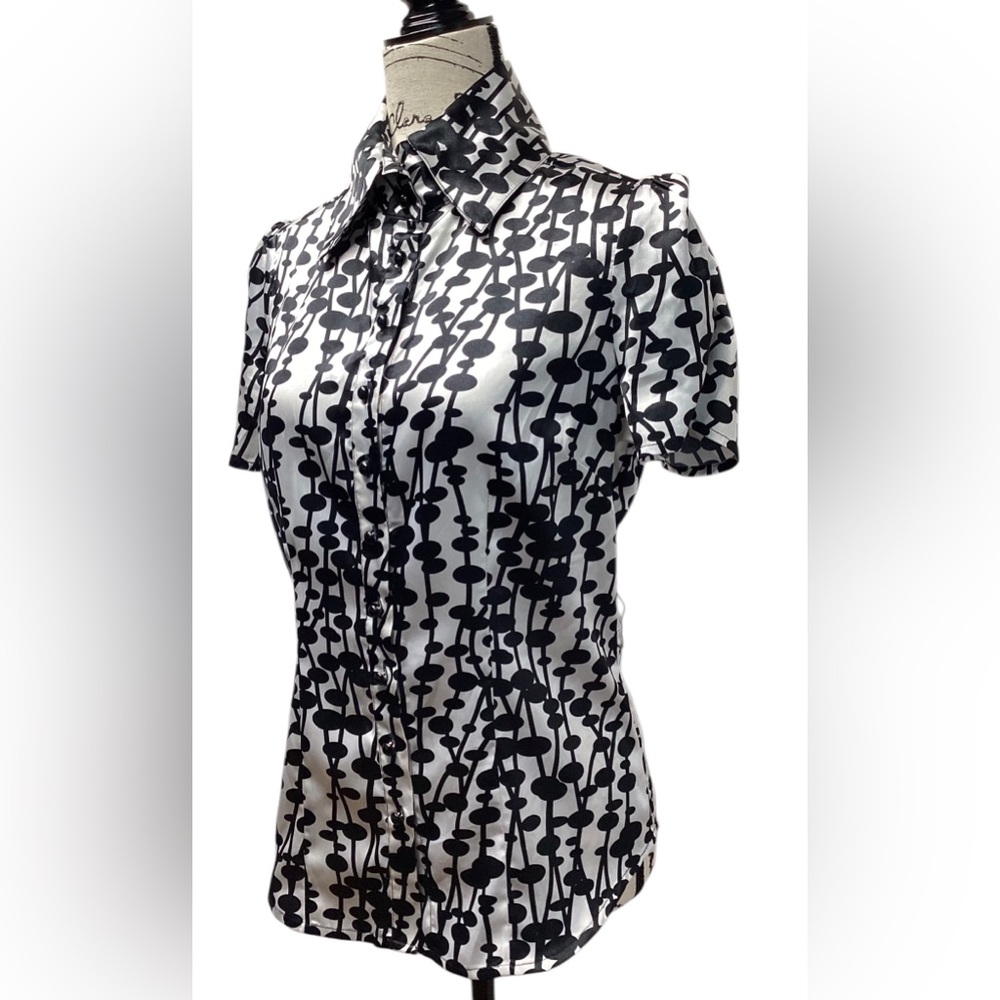 BCBGMaxAzria Black and White Printed Silk Button-Up Blouse